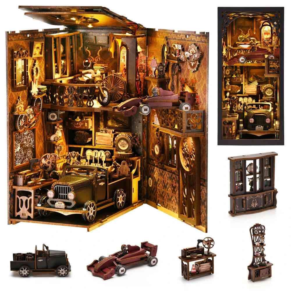 Car Player DIY Book Nook, featuring authentic miniature retro luxury cars, warm LED light, and a dust cover. Perfect for shelf decor or as a unique gift. Step back into the golden age of automobiles with this captivating book nook.