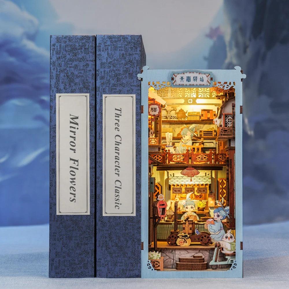 Azure Phoenix Lodge DIY Book Nook Kit, 3D Wooden Puzzles Bookends, Bookshelf Insert Decor Model, Miniature House Book Stand Diorama