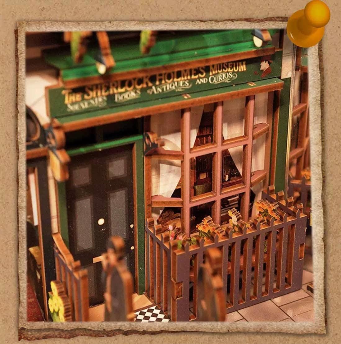 Baker Street DIY Book Nook Kit - Sherlock Holmes Bookshelf Insert Diorama - Detective 3D Wooden Bookend - Miniature Crafts
