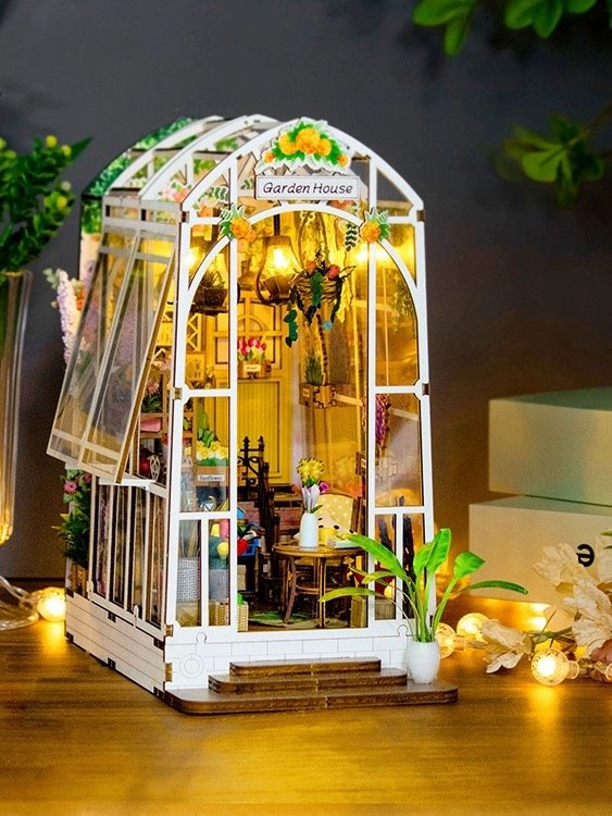 Garden House DIY Book Nook Kit - 3d wooden book end puzzles - bookshelf inert diorama - assembly miniature crafts