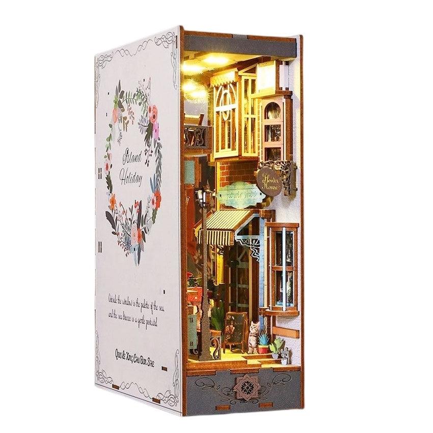Island Holiday DIY Book Nook Kit left view