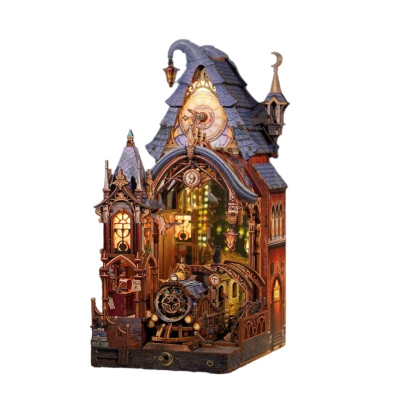 Magic Platform DIY Book Nook – Wizard Train Station Fantasy Kit