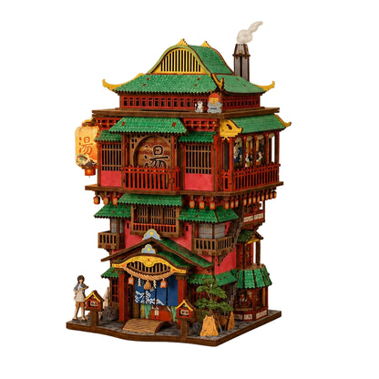 A detailed 3D model of a traditional Japanese pagoda-style house, shown with dimension lines indicating 248mm height, 165mm width, and 160mm depth, alongside a feature icons panel on a beige background.