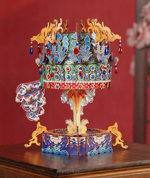 Side view of the Phoenix Crown Music Box