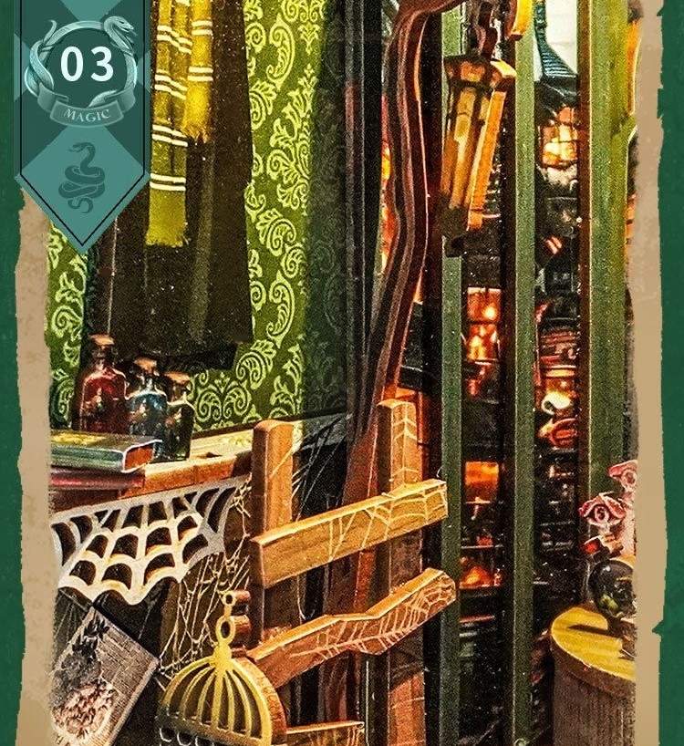 image displaying the 3rd miniature scene details of Snake House DIY Book Nook